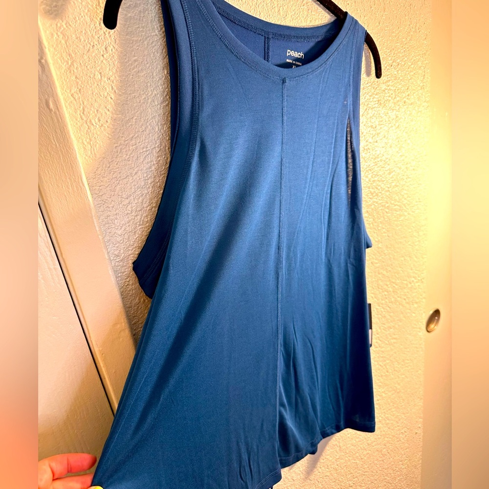 Peach Women's Blue Tank Top. Marine Blue. XL.